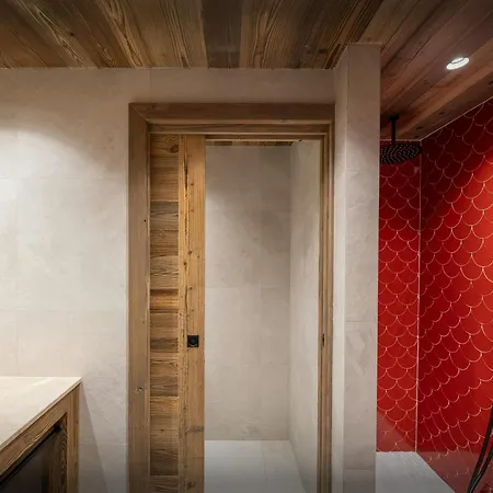 Ferret - Ovo Network Chalet